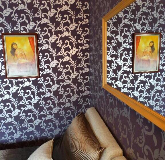 デラックスルーム, Budai Panzió