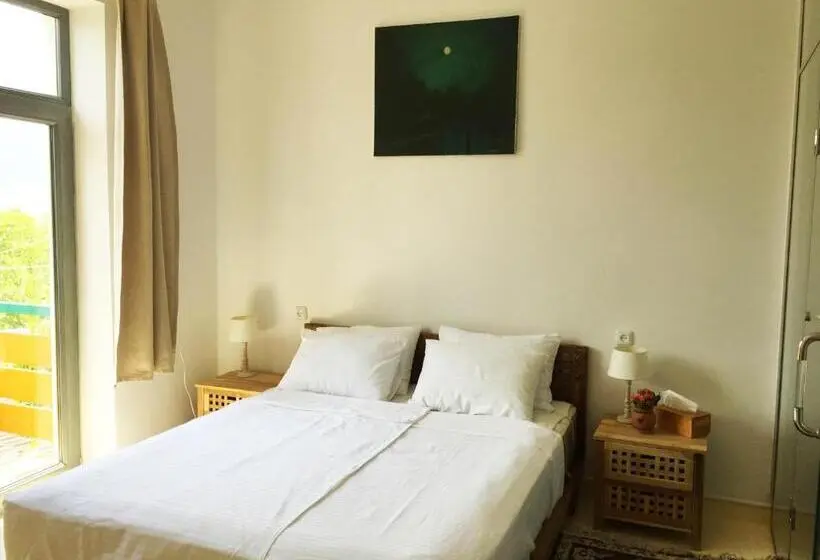 اتاق لوکس, Green Stone Boutique