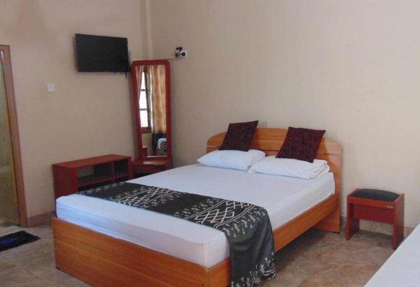 Habitació Triple Estàndard, Alas Garden