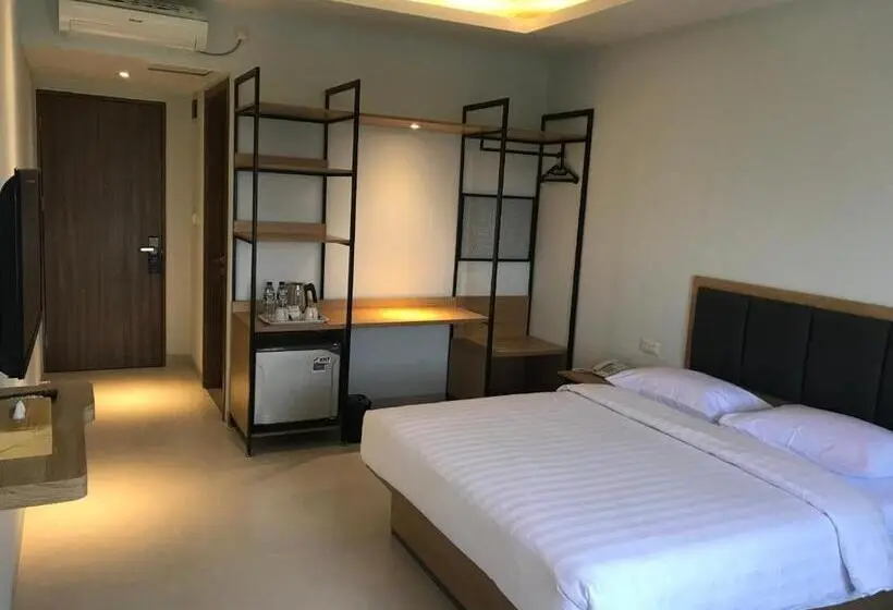 Deluxe-huone, Arisu