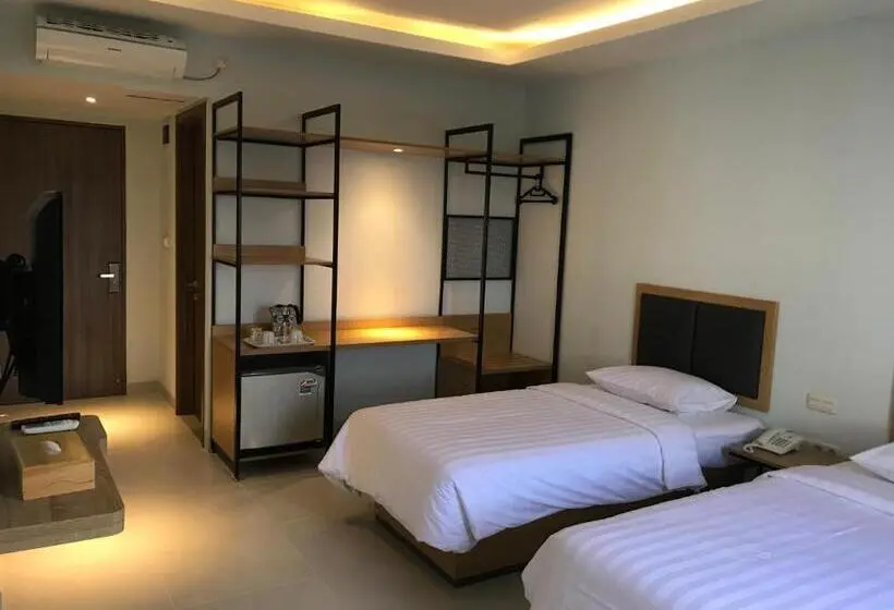 Deluxe-huone, Arisu
