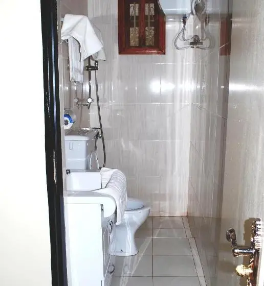 اتاق استاندارد یک نفره, Dich Comfort Hotel Main Branch