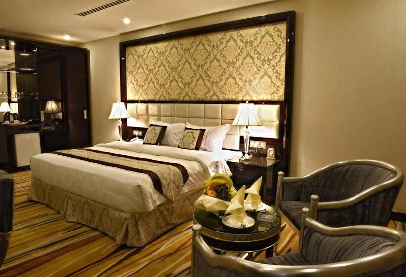 اتاق لوکس با تخت بزرگ, Garden Plaza