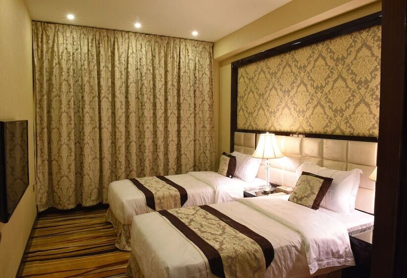 سوییت جونیور, Garden Plaza