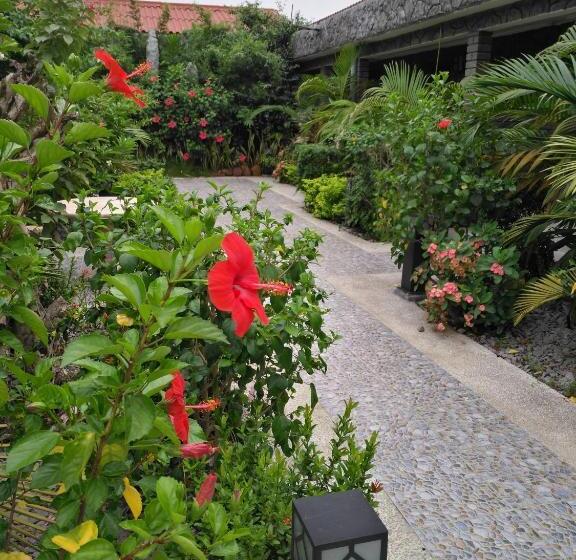 سوییت, Hôtel Des Jardins