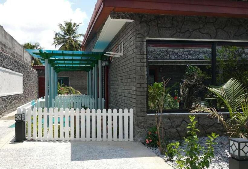 اتاق لوکس, Hôtel Des Jardins