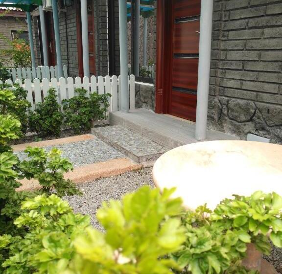 سوییت سوپریور, Hôtel Des Jardins