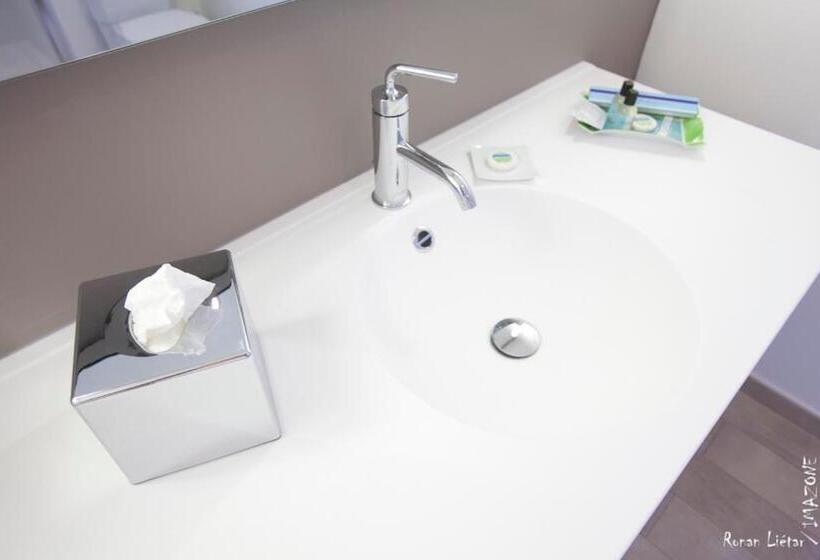 اتاق استاندارد, Ker Alberte