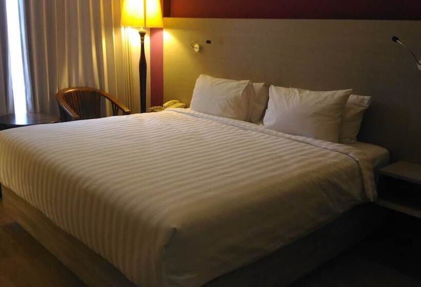 חדר סטנדרט, Kharisma