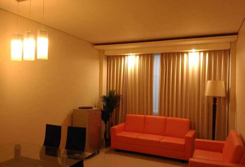 חדר סטנדרט, Kharisma