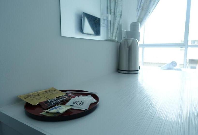 デラックストリプルルーム, Lodge 10