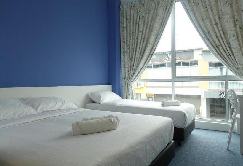 デラックストリプルルーム, Lodge 10