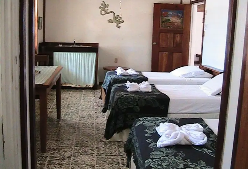 Standard Kolmen Hengen Huone, Sea Front Inn