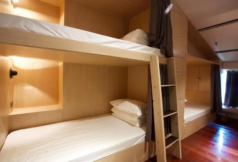 اتاق استاندارد چهار تخته, Trip Voicer Chengdu Wide And Narrow Alley