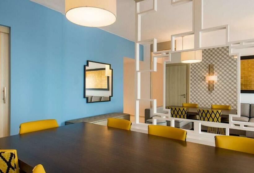 로얄 스위트, Radisson Blu Resort Saidia Beach