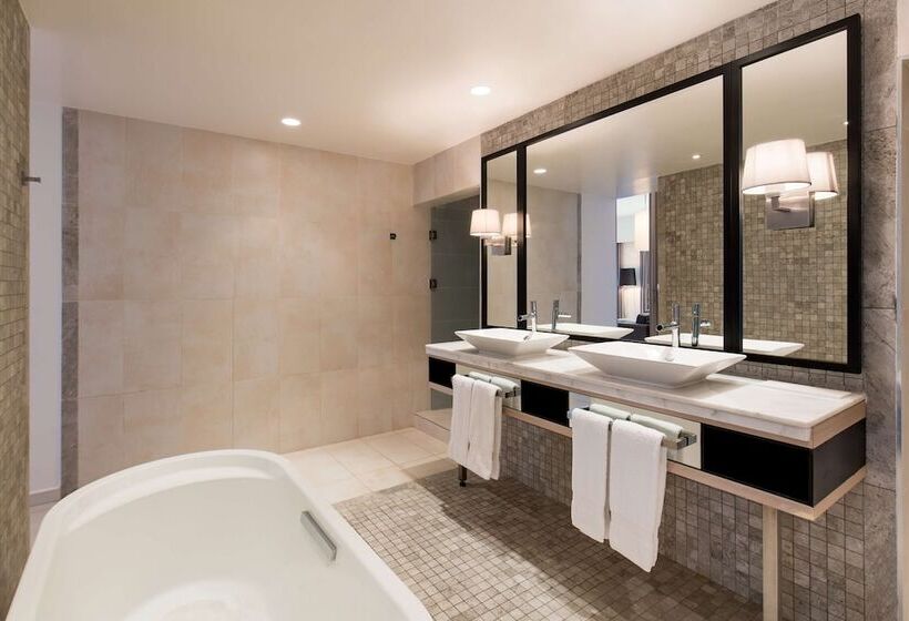 로얄 스위트, Radisson Blu Resort Saidia Beach