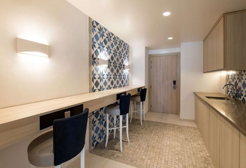 로얄 스위트, Radisson Blu Resort Saidia Beach