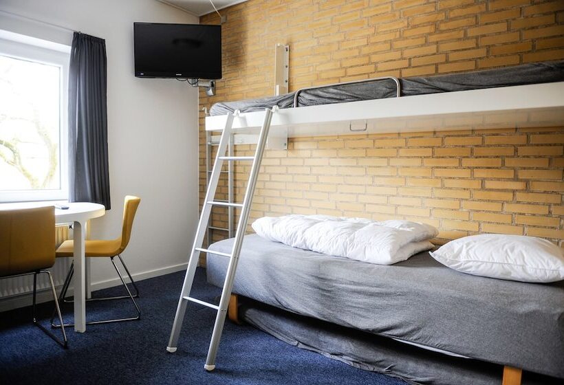 スタンダード4人部屋, Idrætscenter Jammerbugt