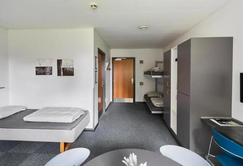 Standard Kolmen Hengen Huone, Danhostel Esbjerg