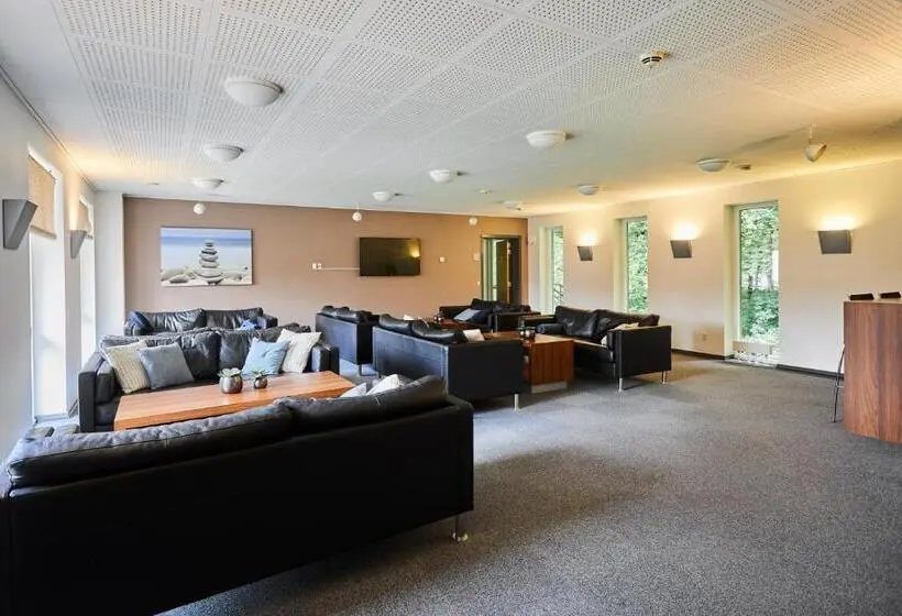 Perhehuone, Danhostel Esbjerg