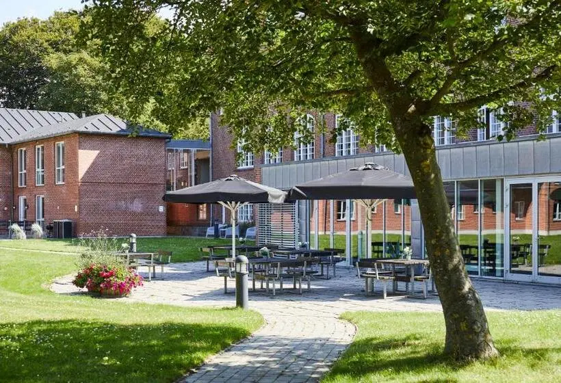 Perhehuone Jaettu Kylpyhuone, Danhostel Esbjerg
