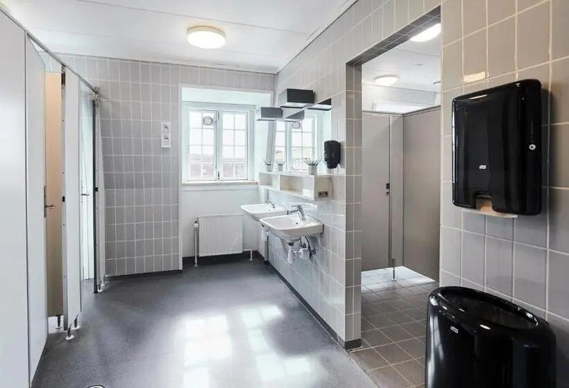 Perhehuone Jaettu Kylpyhuone, Danhostel Esbjerg