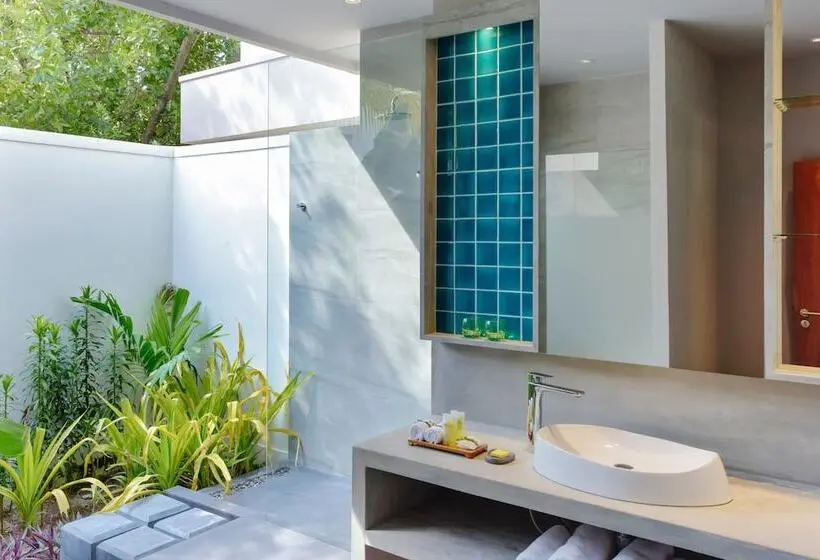 بانگلوی استاندارد, Niva Dhigali Maldives