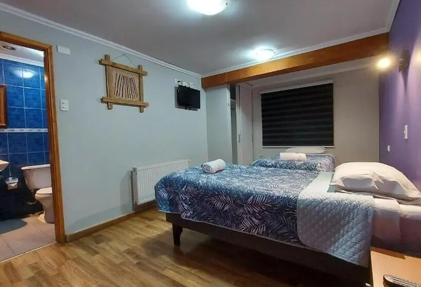 スタンダードルーム, Hostal La Base