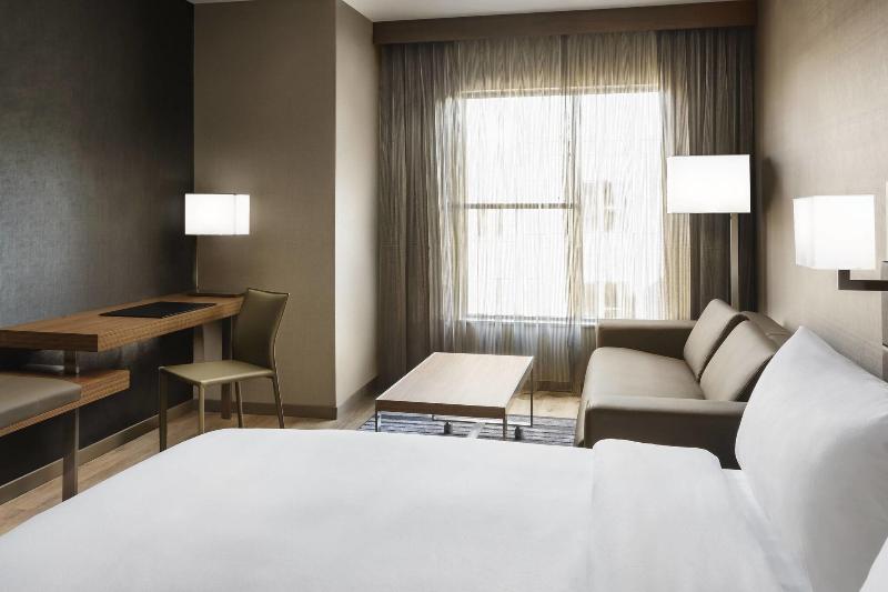 غرفة قياسية سرير كينج, Ac Hotel By Marriott Chapel Hill Downtown