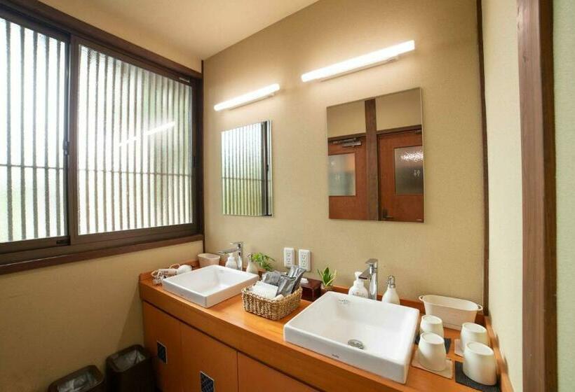 اتاق خانوادگی, Kutsukake Stay Nakakaruizawa