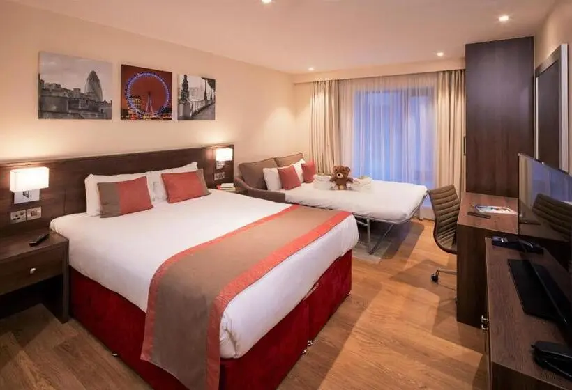 Deluxe-studio, Marlin Waterloo