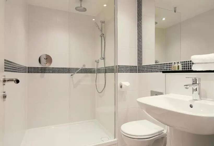 Deluxe-studio, Marlin Waterloo