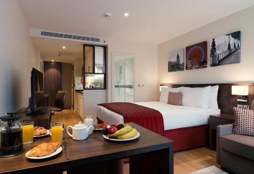 Студия Deluxe, Marlin Waterloo