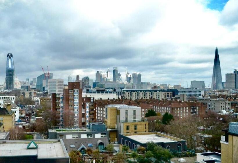 프리미엄 룸, Marlin Waterloo