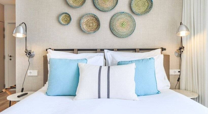 디럭스 룸, Octant Santiago