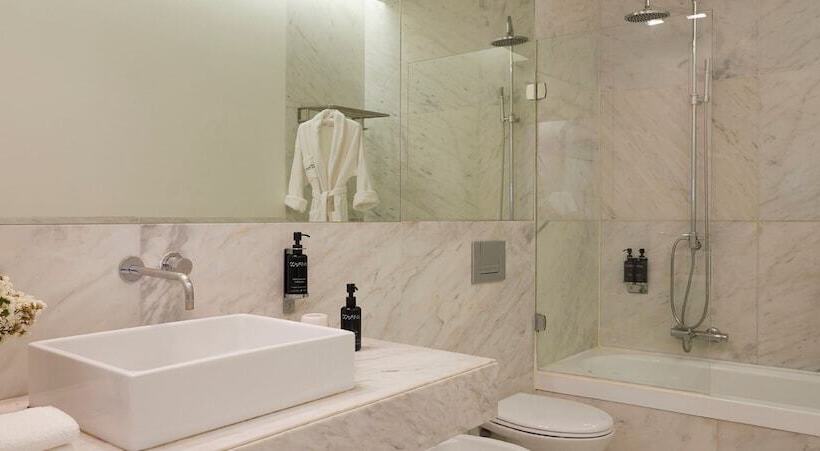 패밀리 룸, Octant Santiago