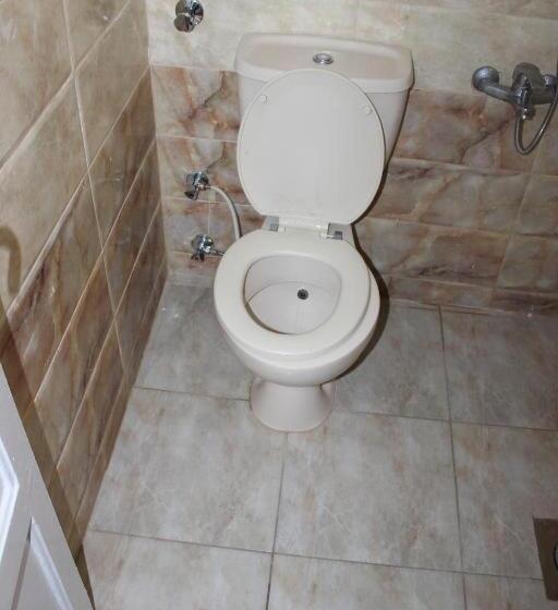 اتاق اکونومی یک تخته, Sea Star