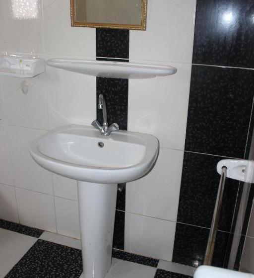 اتاق استاندارد سه نفره, Sea Star