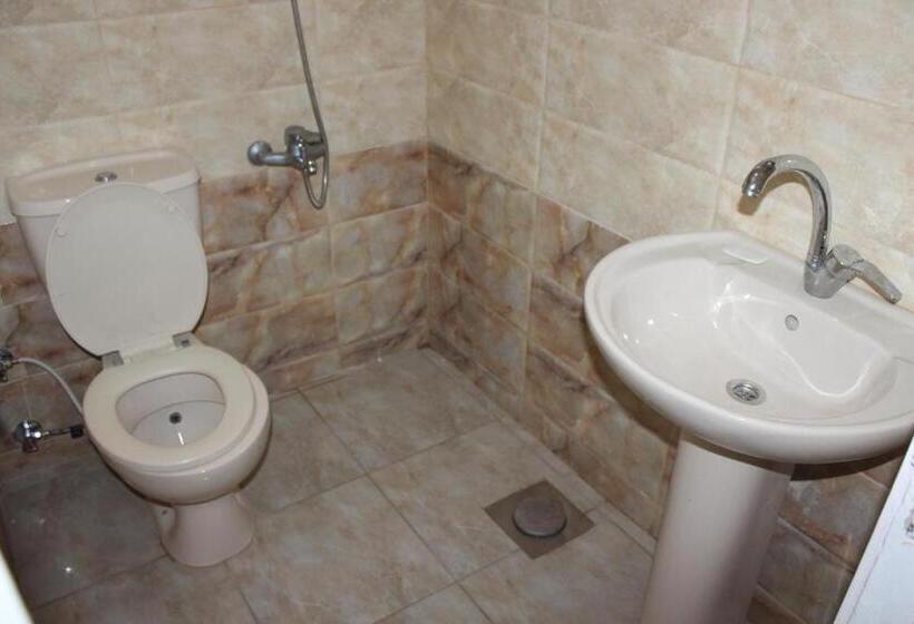 Economy Quadruple Room, Sea Star