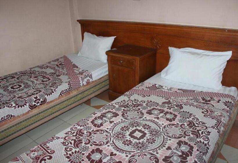 Economy Quadruple Room, Sea Star