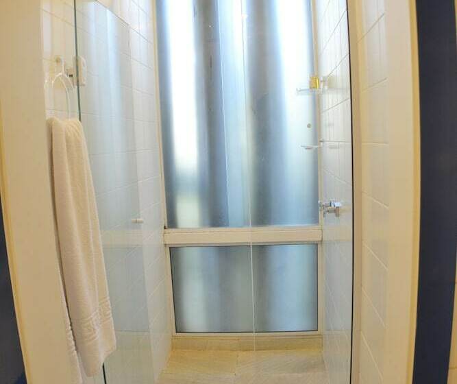 اتاق لوکس, Villa Raphael