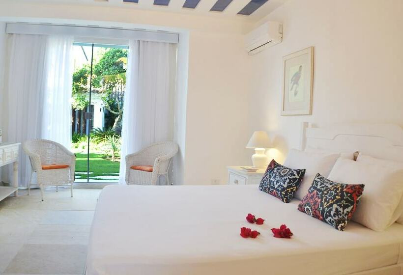 اتاق لوکس, Villa Raphael