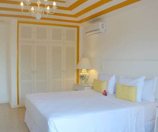 اتاق لوکس, Villa Raphael