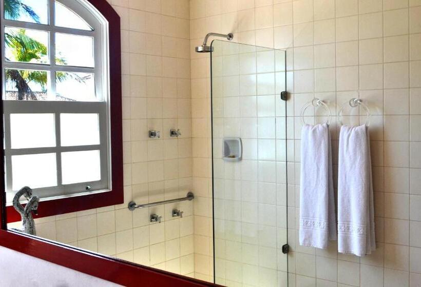 اتاق لوکس, Villa Raphael