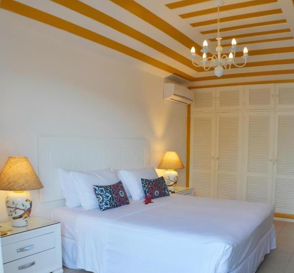 اتاق لوکس, Villa Raphael