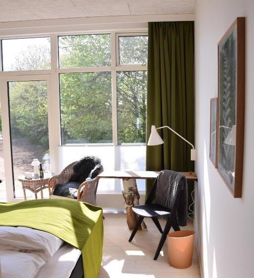 מיטת קינג בסוויטה, Vilcon Hotel & Konferencegaard