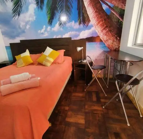 اتاق استاندارد با سرویس بهداشتی مشترک, Aji Verde Hostel