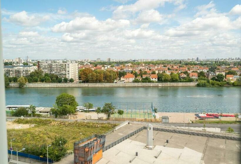 استودیو کامفورت, All Suites Choisy Le Roi