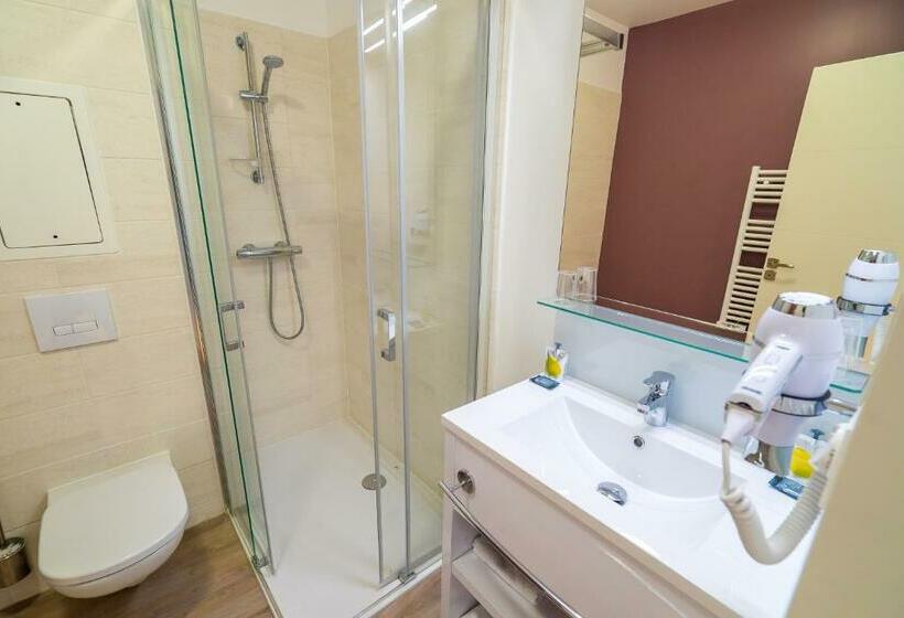 استودیوی استاندارد, All Suites Choisy Le Roi