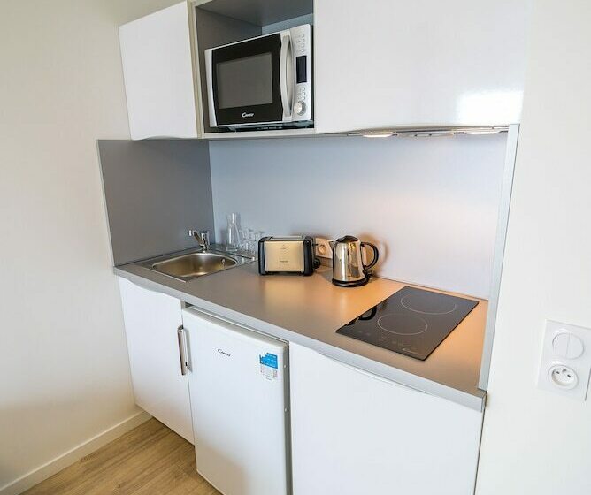 استودیوی استاندارد, All Suites Choisy Le Roi